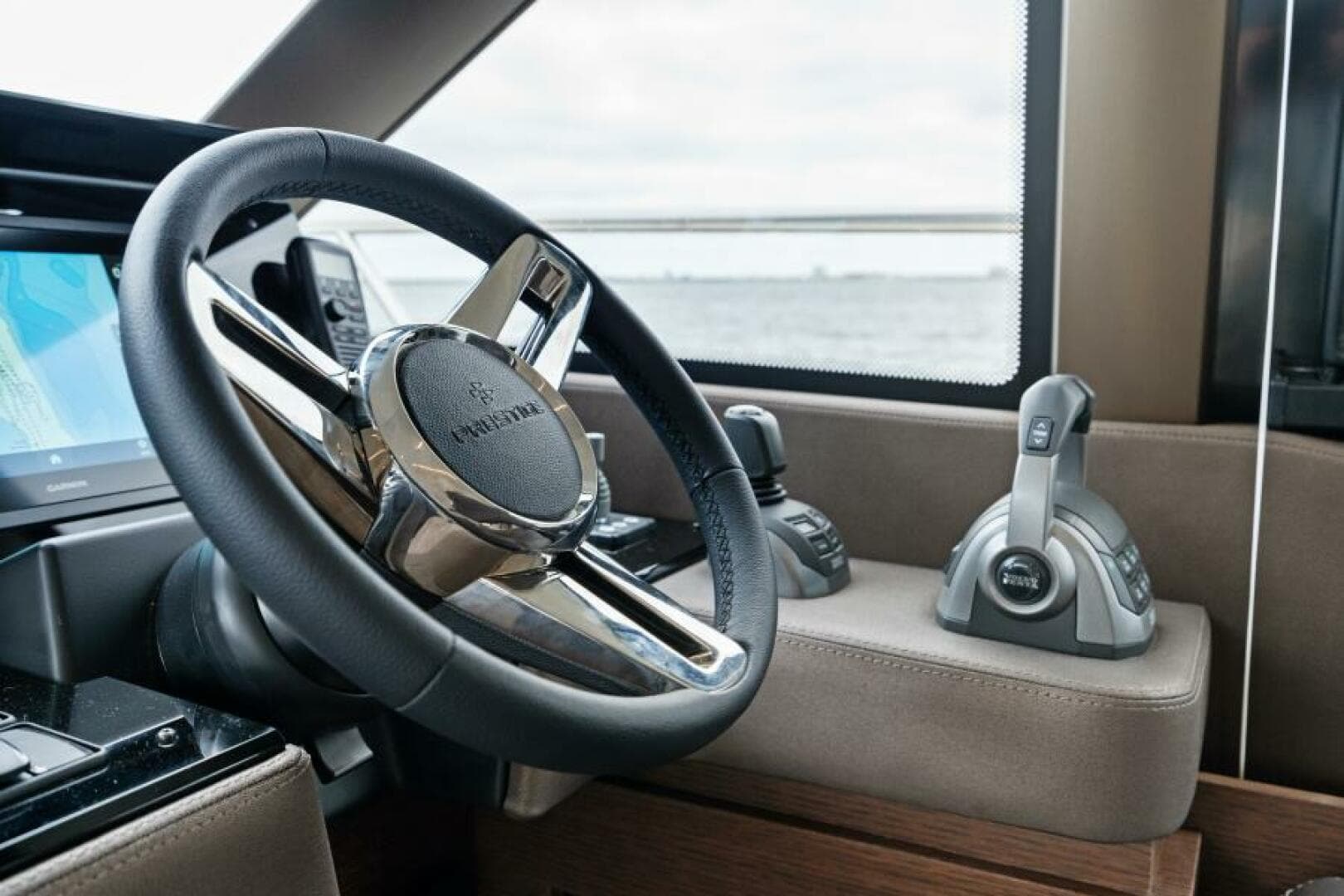 2024 46 Prestige Flybridge -Lower Helm