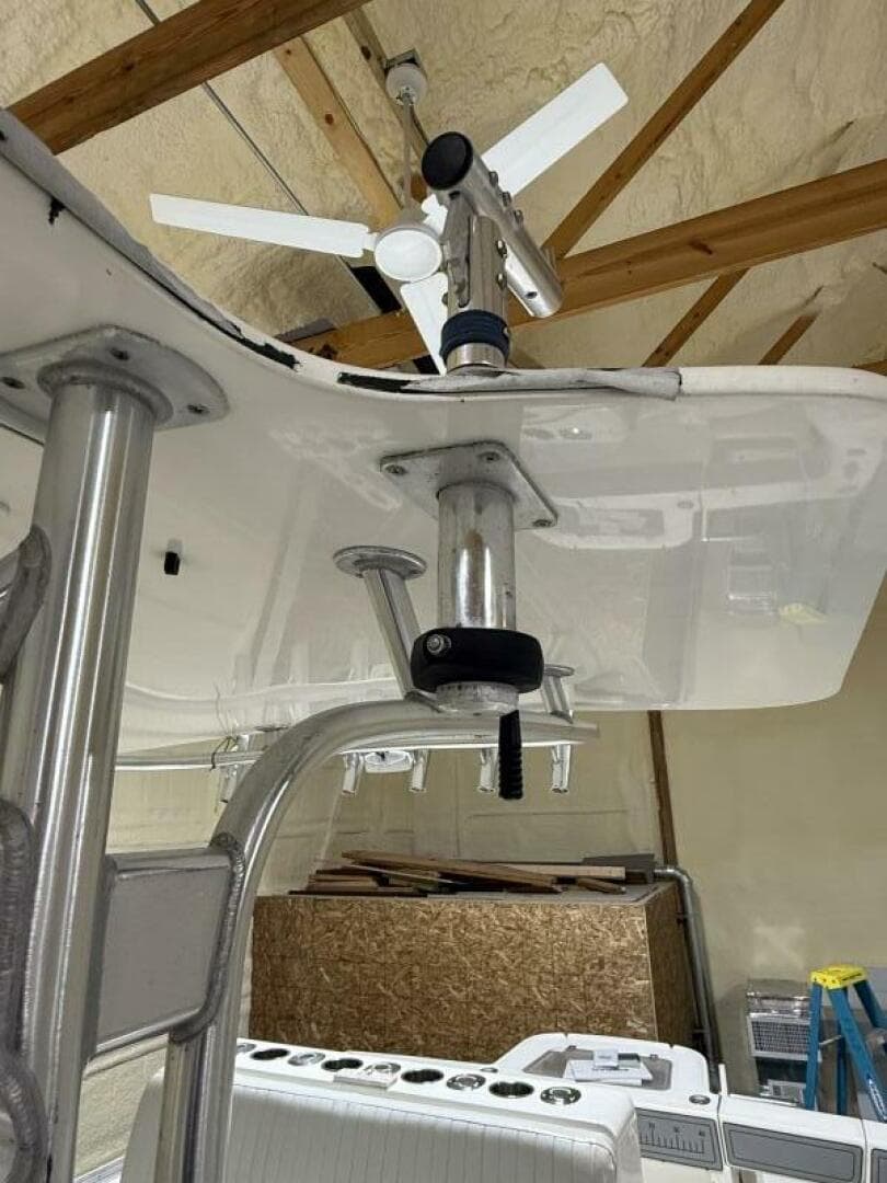 2011 SeaVee 340I Open