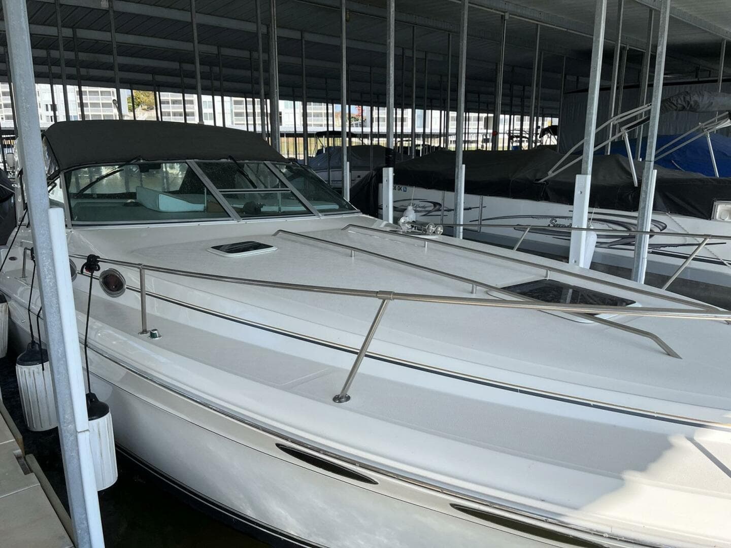 1994 Sea Ray 330 Express Cruiser
