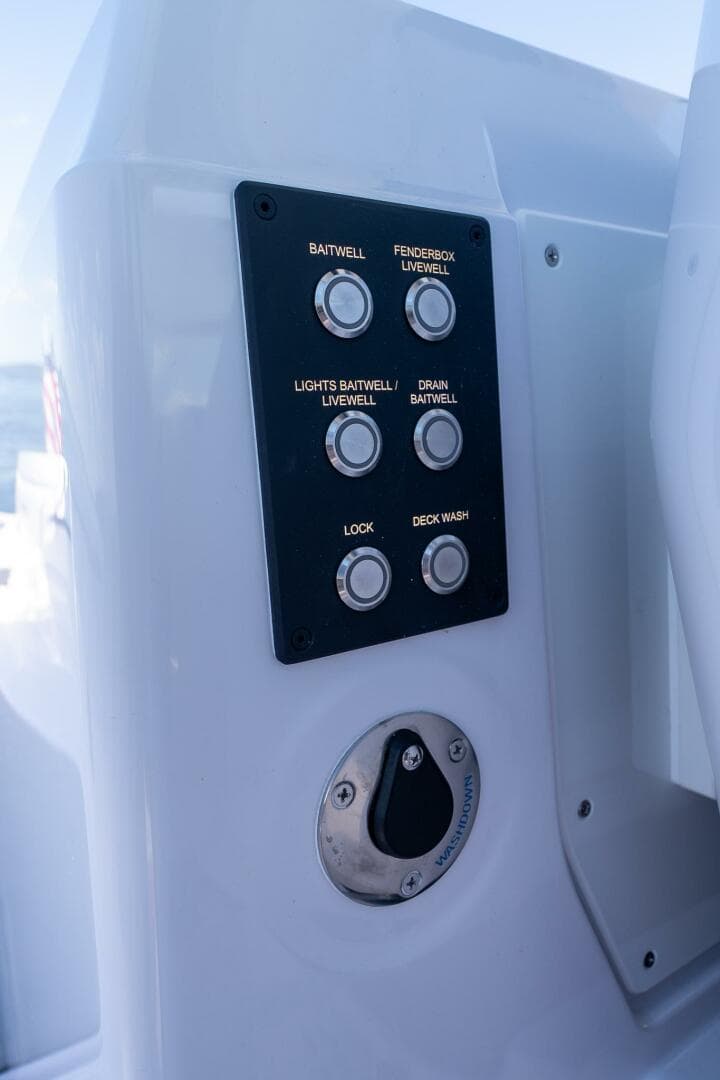 2025 Axopar CCX Center Console