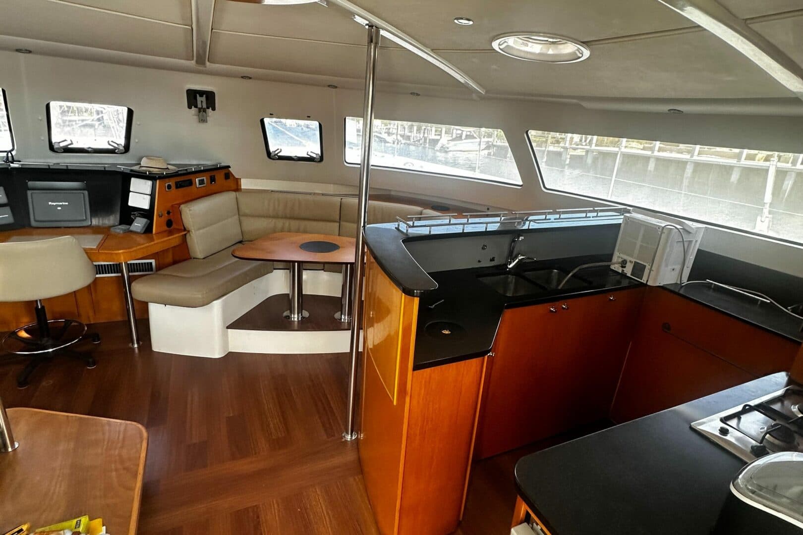 2008-fountaine-pajot-eleuthera-60-sail-9770348-20250515182236785-1_XLARGE.jpg