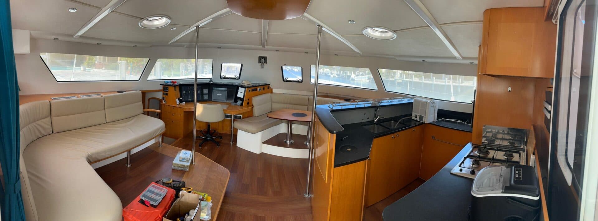 2008-fountaine-pajot-eleuthera-60-sail-9770348-20250516070337814-1_XLARGE.jpg