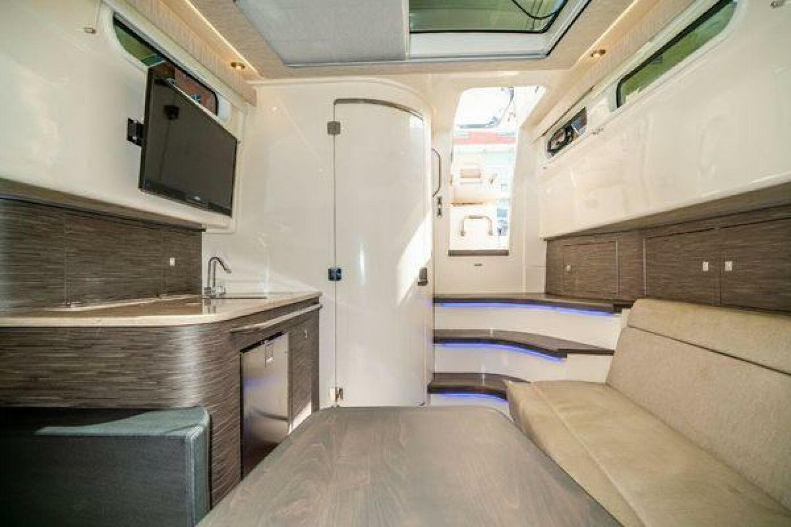 2017 Boston Whaler 42 Outrage