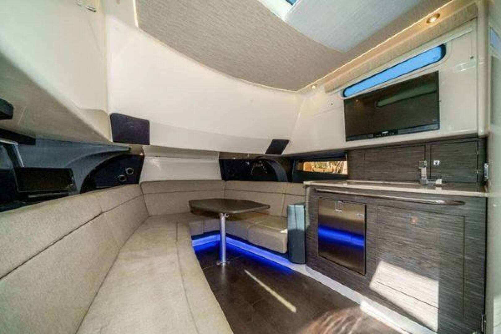 2017 Boston Whaler 42 Outrage