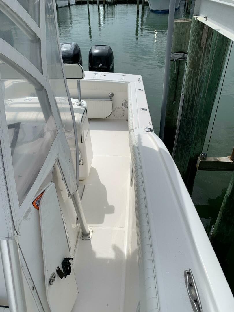 2005 Buddy Davis Center Console