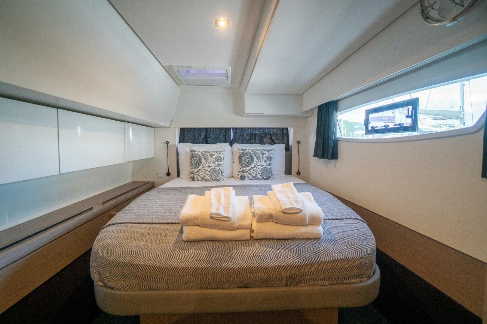 2020 Fountaine Pajot 