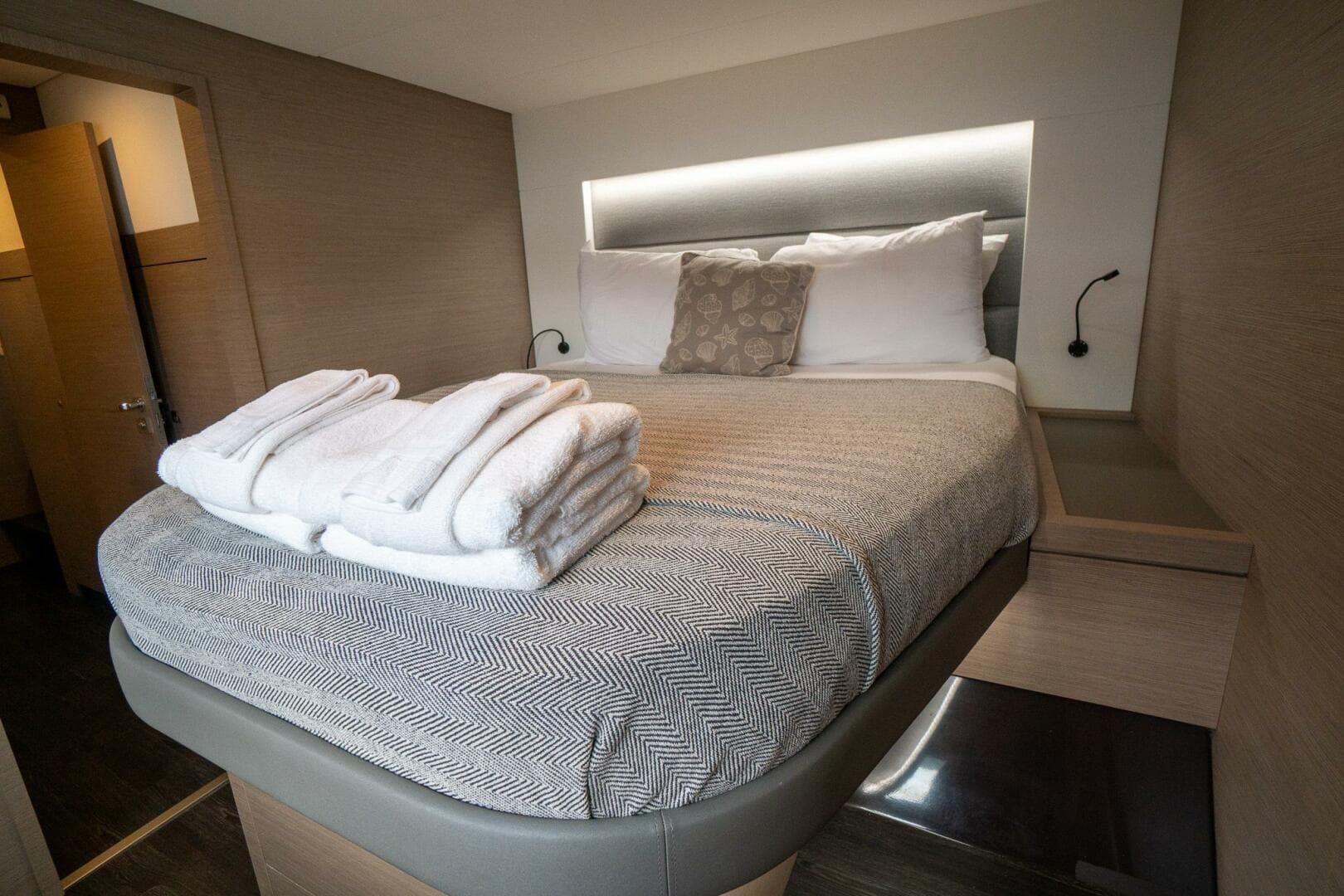 2020 Fountaine Pajot 