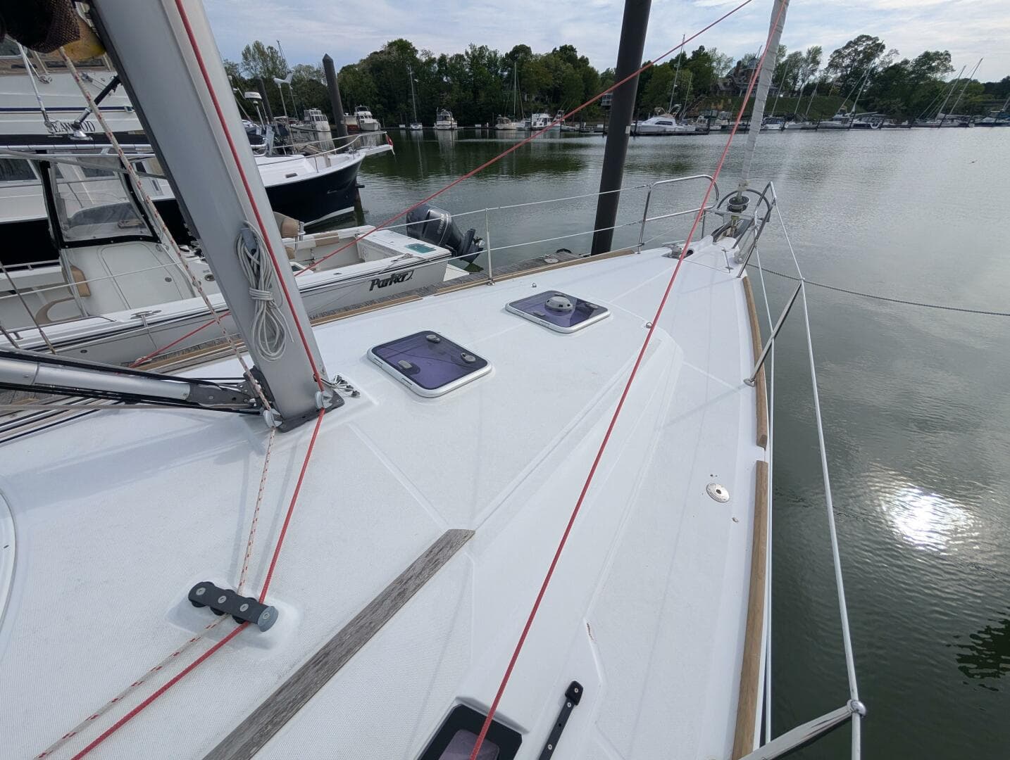 2015 Beneteau Oceanis 37 Platinum