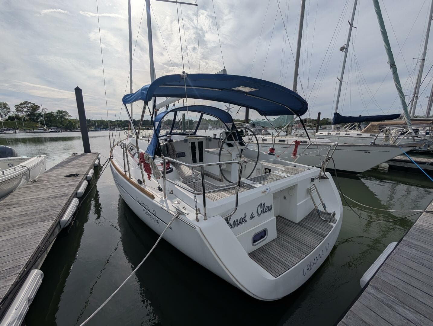 2015 Beneteau Oceanis 37 Platinum