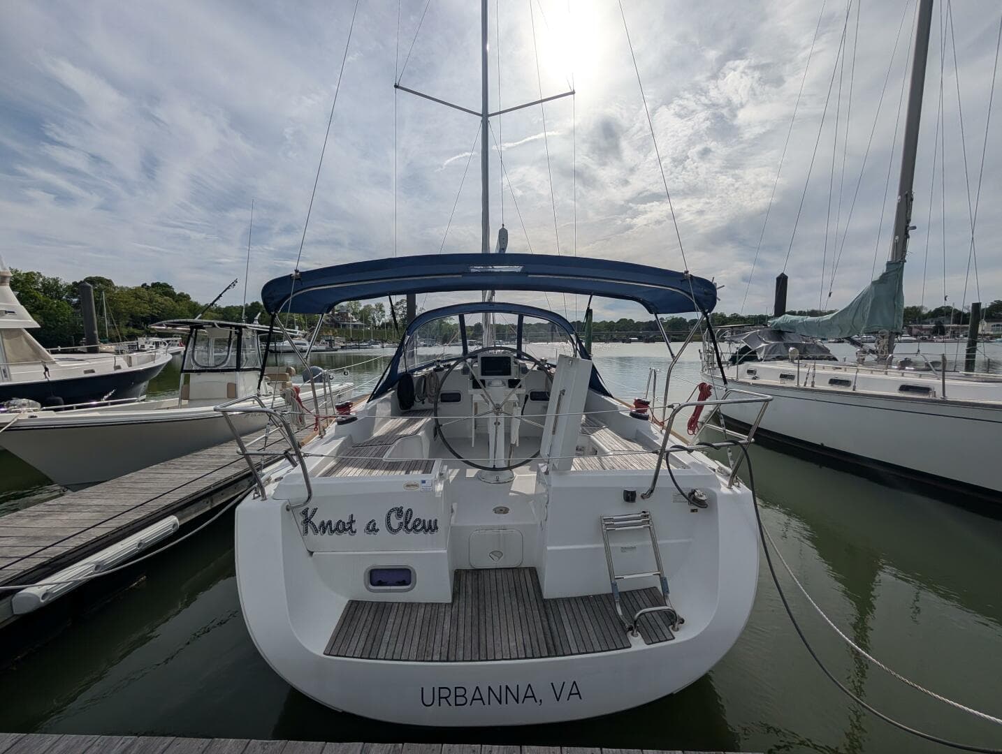2015 Beneteau Oceanis 37 Platinum