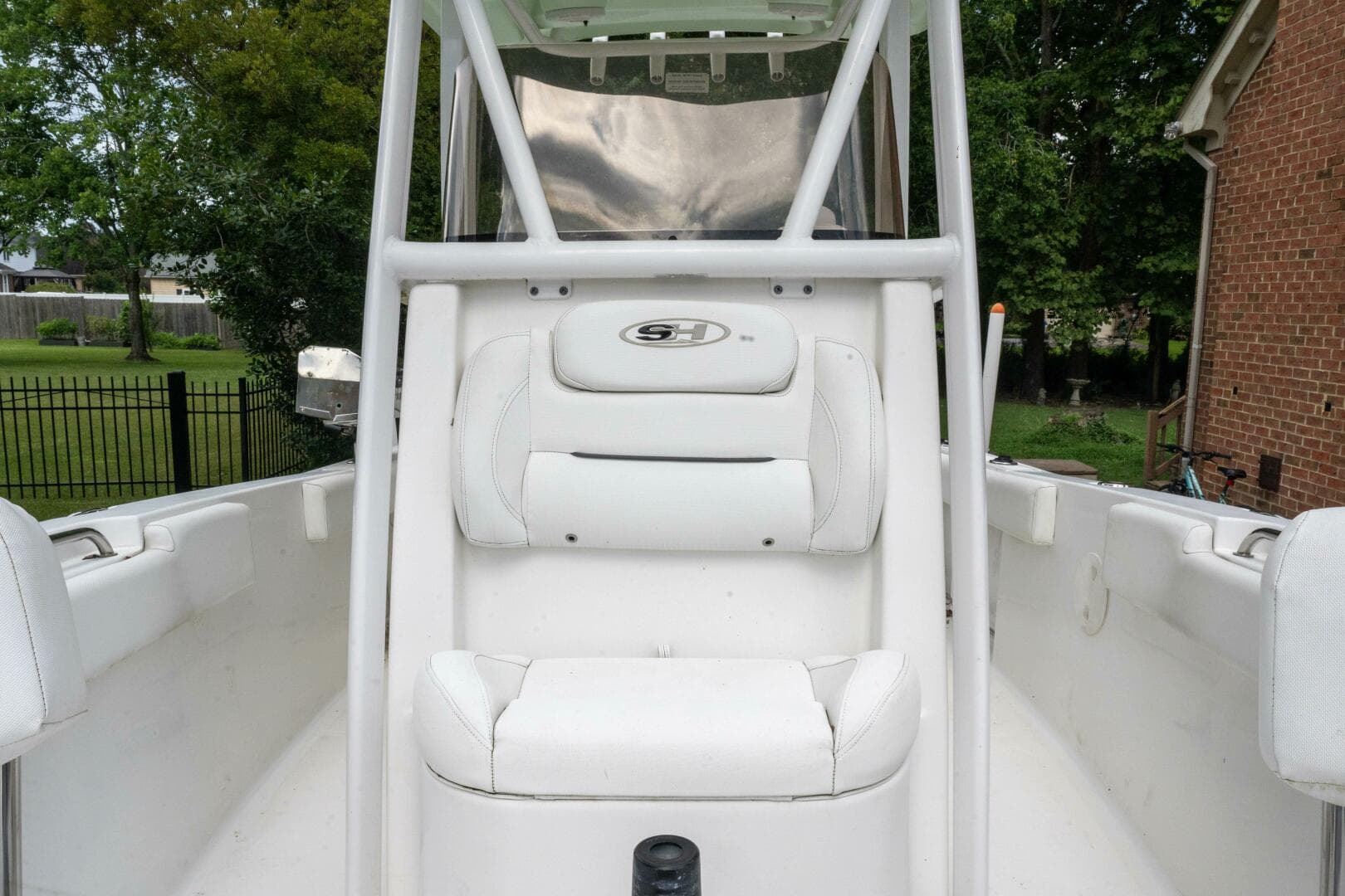 2017 Sea Hunt 225 Ultra
