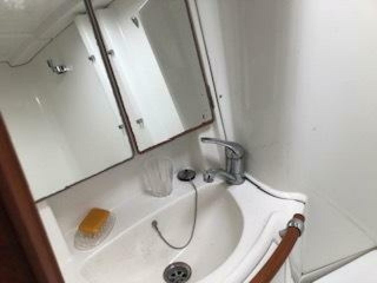 2005 Beneteau 423