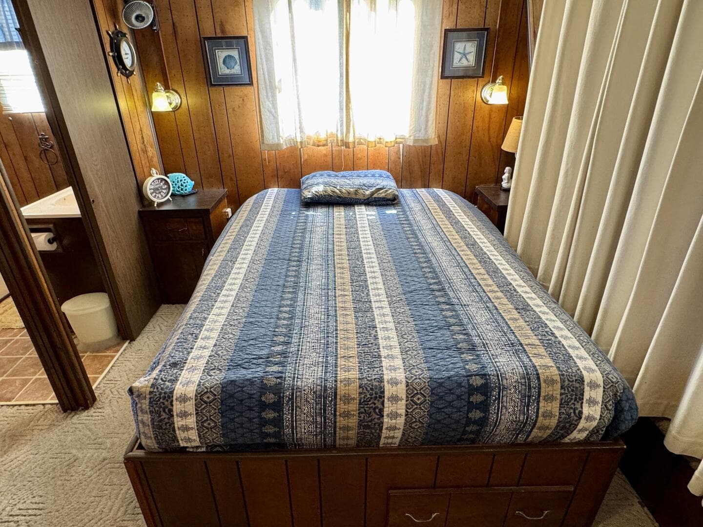 1977 Sumerset 14 x 58 Aluminum Hull Houseboat with Catwalks