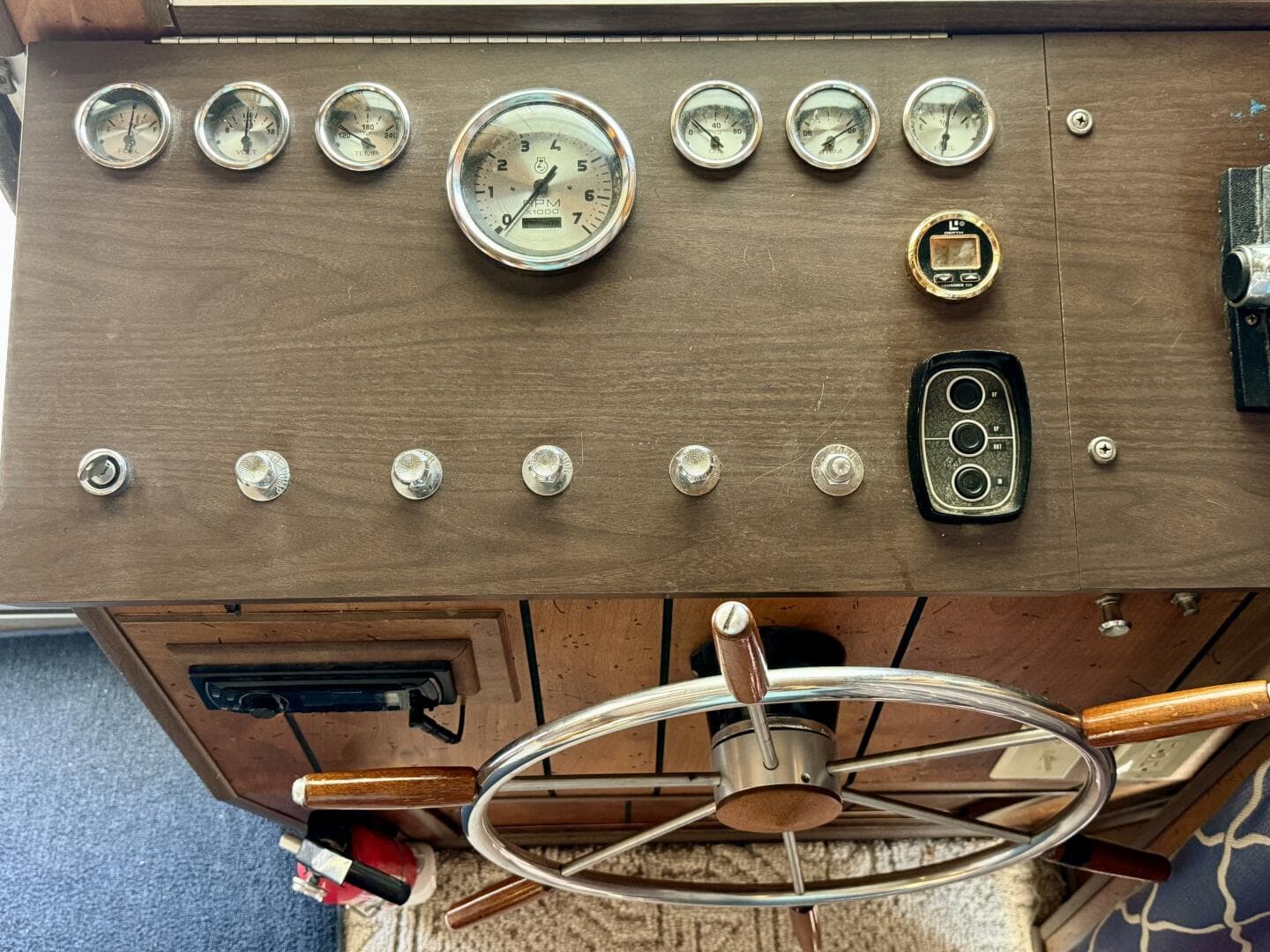 1977 Sumerset 14 x 58 Aluminum Hull Houseboat with Catwalks