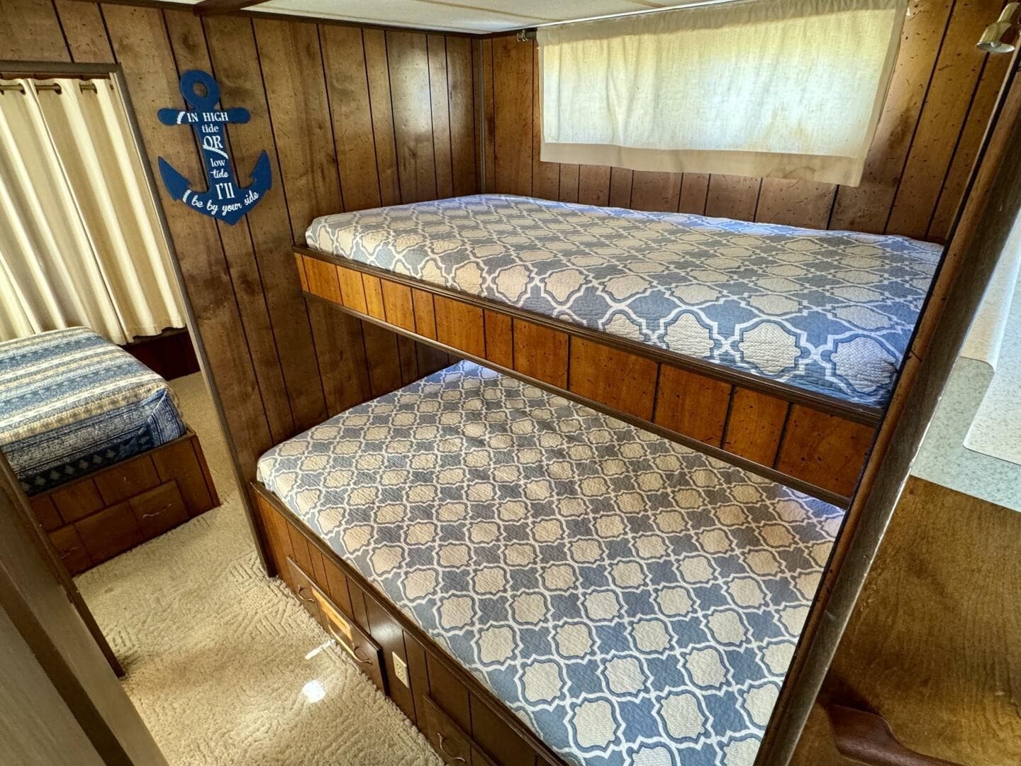 1977 Sumerset 14 x 58 Aluminum Hull Houseboat with Catwalks