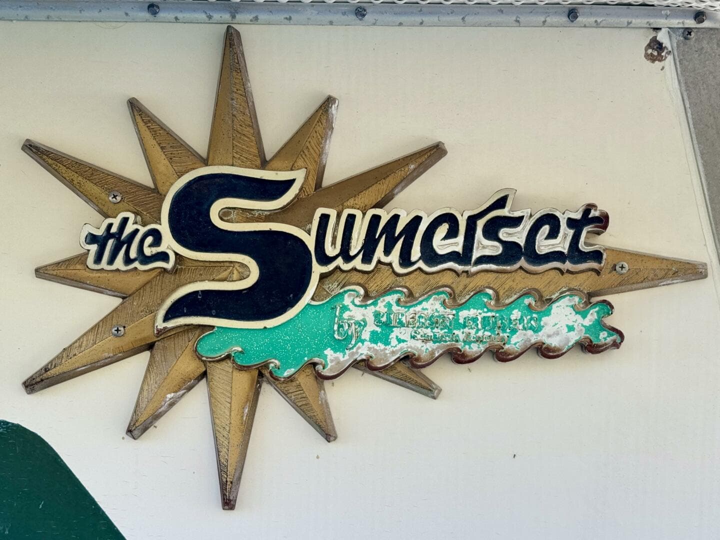 1977 Sumerset 14 x 58 Aluminum Hull Houseboat with Catwalks