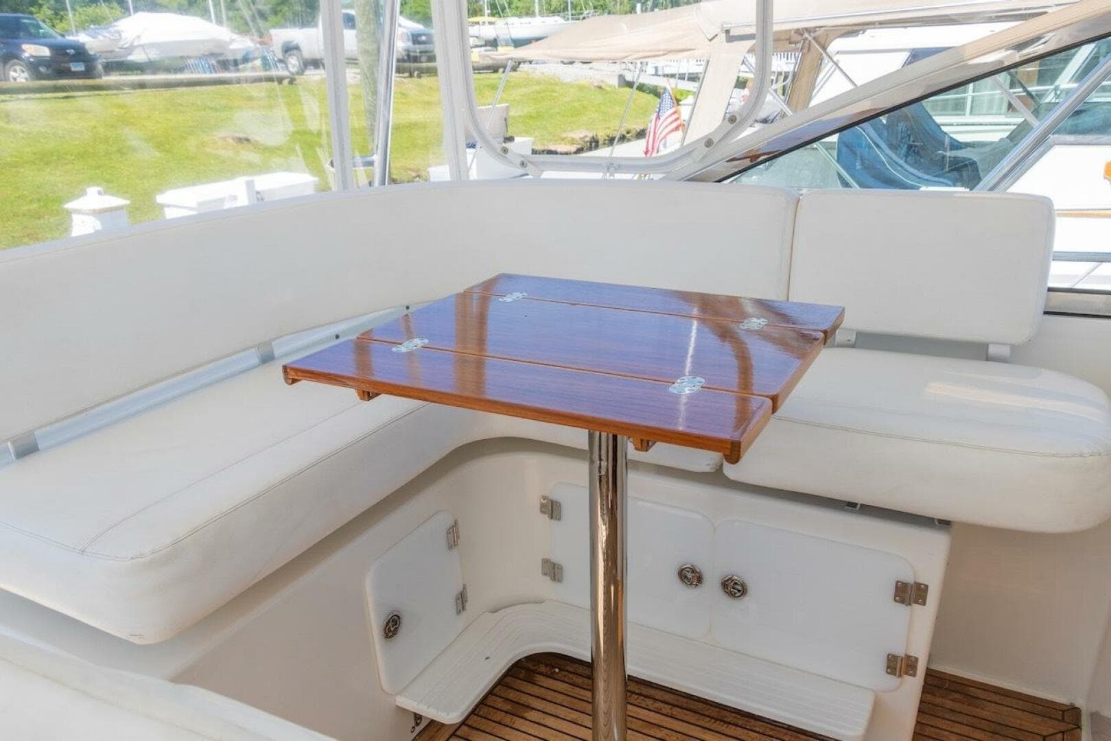 1998 Grand Banks 38 Eastbay EX