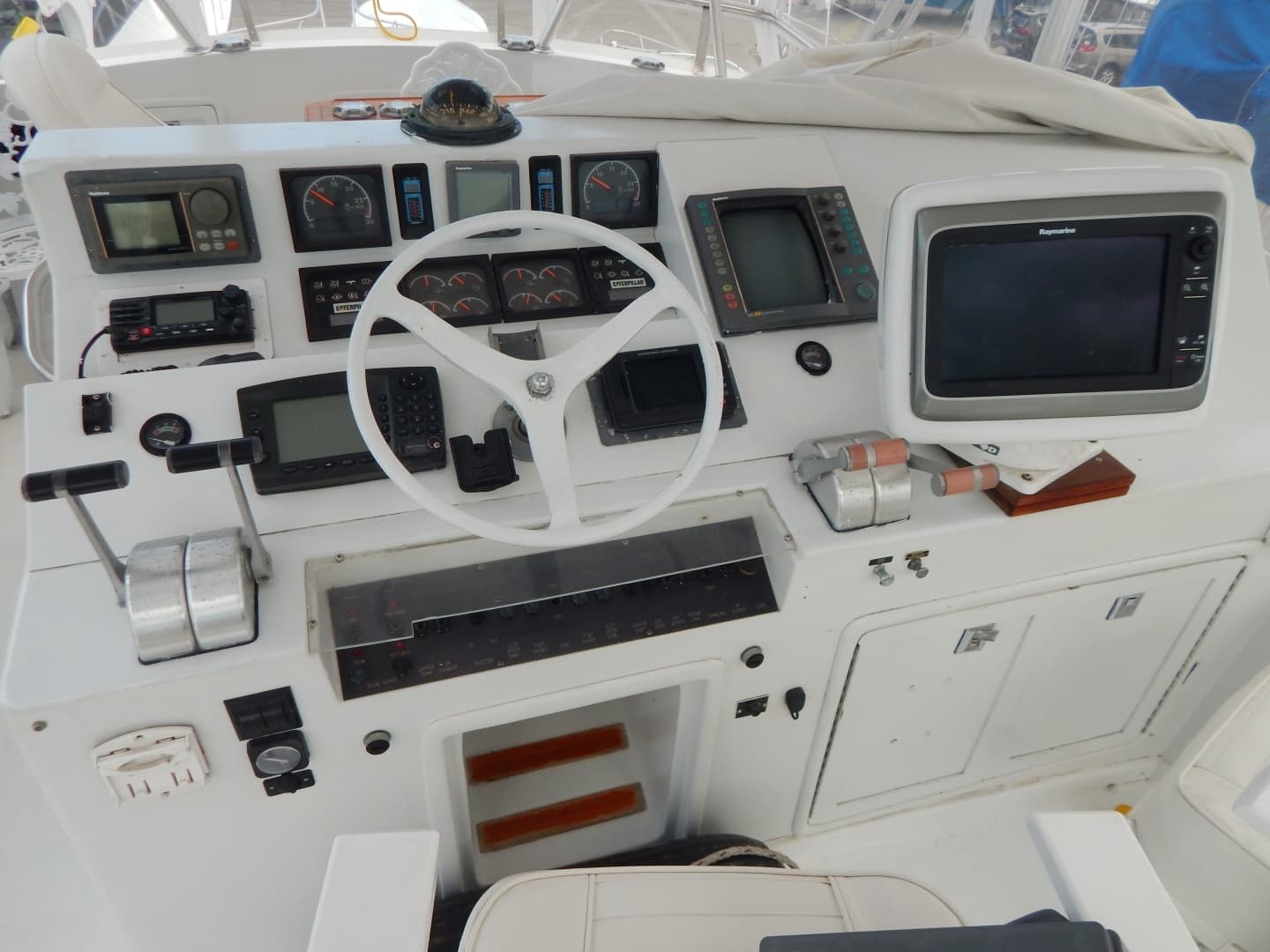 1996 Egg Harbor by Cayman