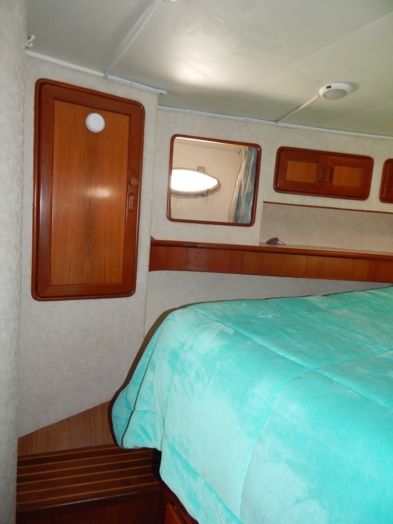 1996 Egg Harbor by Cayman