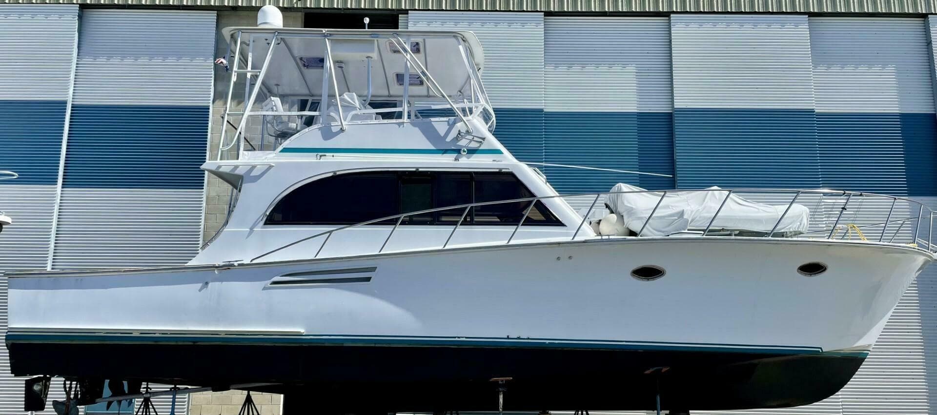 1996 Egg Harbor by Cayman