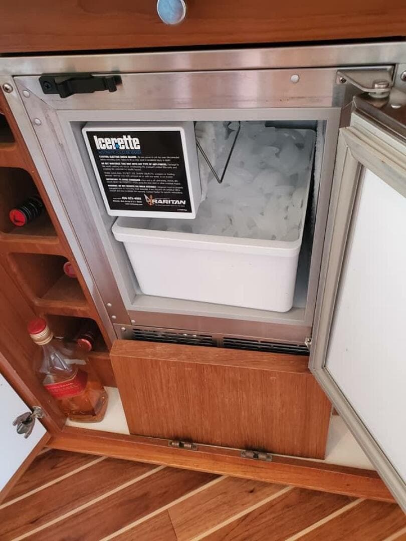 1996 Bertram Convertible