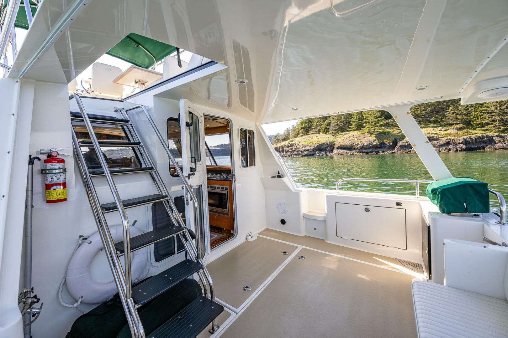 2009 Coastal Craft 400 IPS