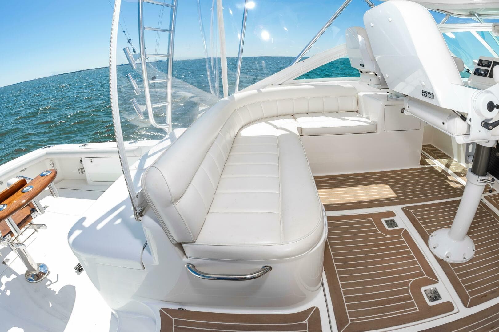 2008 Cabo 40 Express