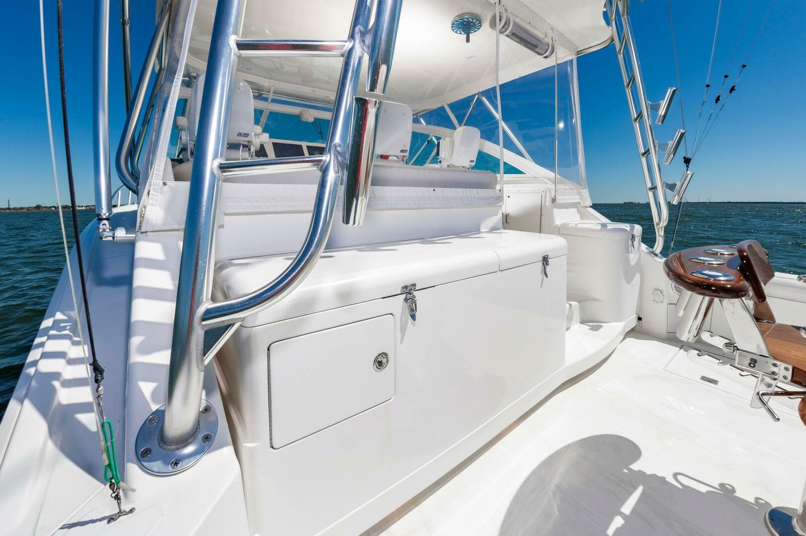 2008 Cabo 40 Express