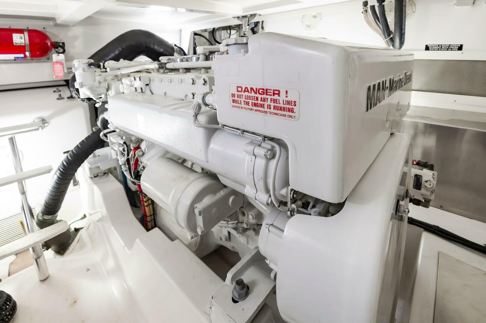 2008 Cabo 40 Express