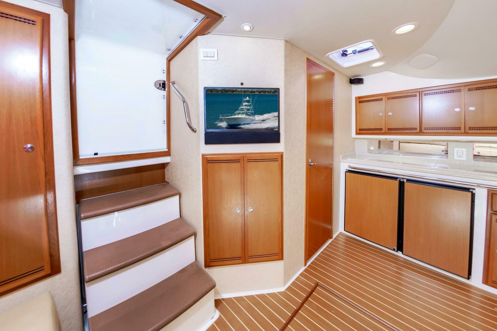 2008 Cabo 40 Express