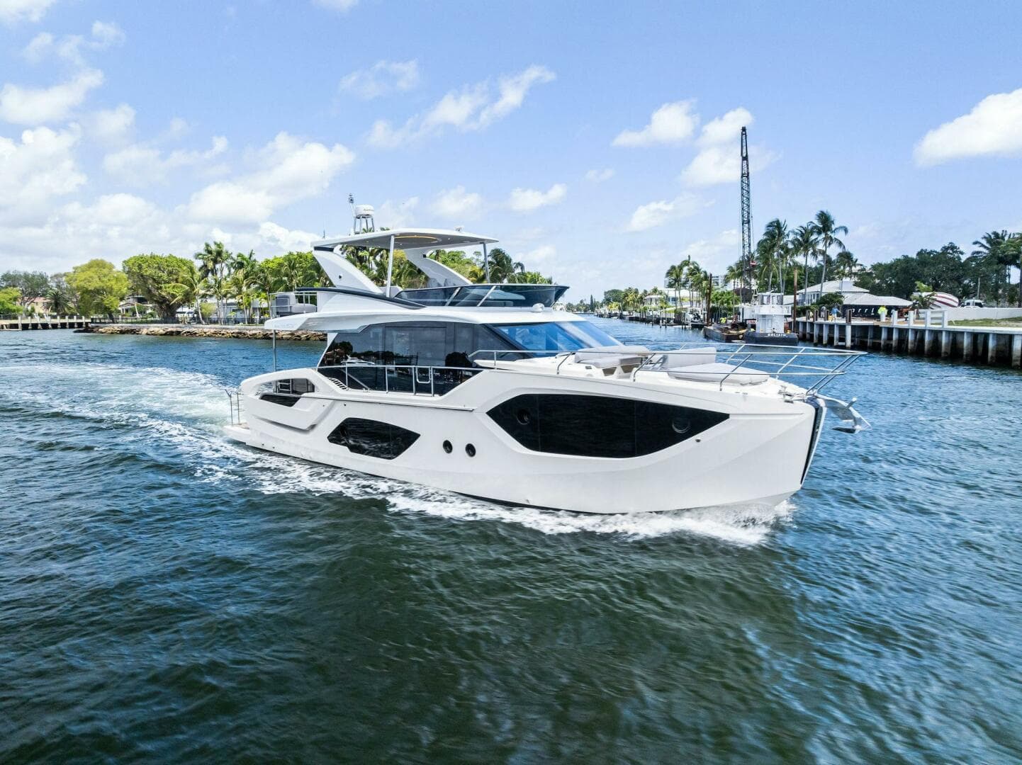 2023 Absolute 52 Fly