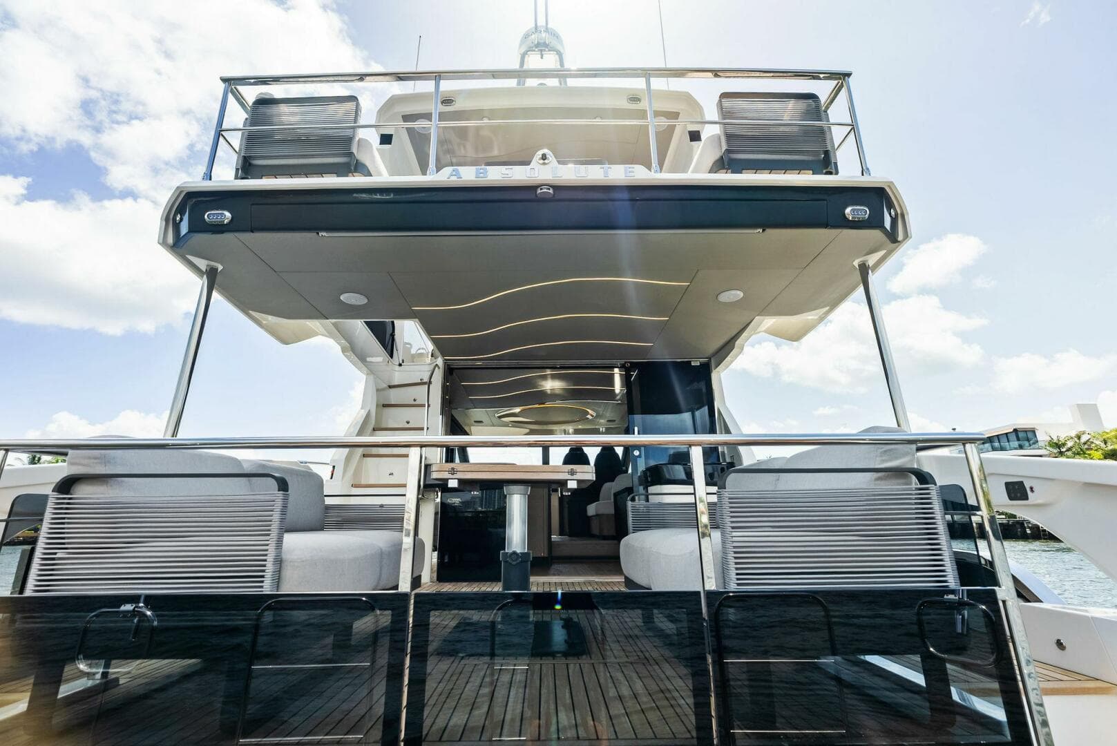 2023 Absolute 52 Fly