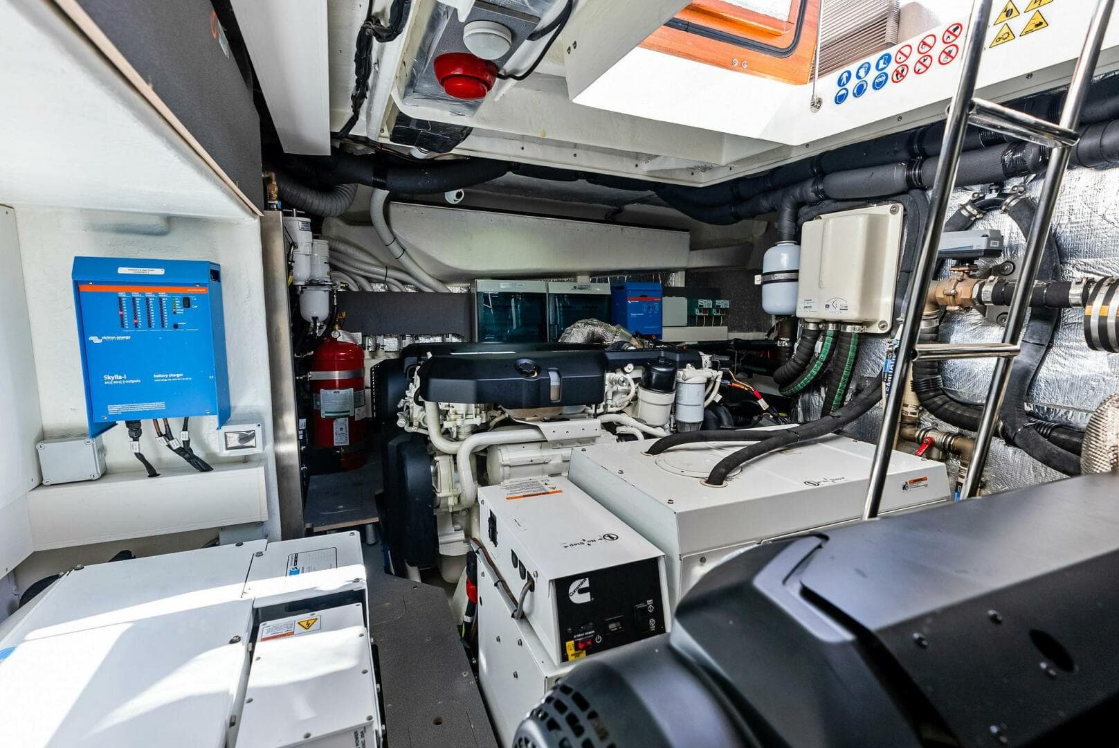 2023 Absolute 52 Fly