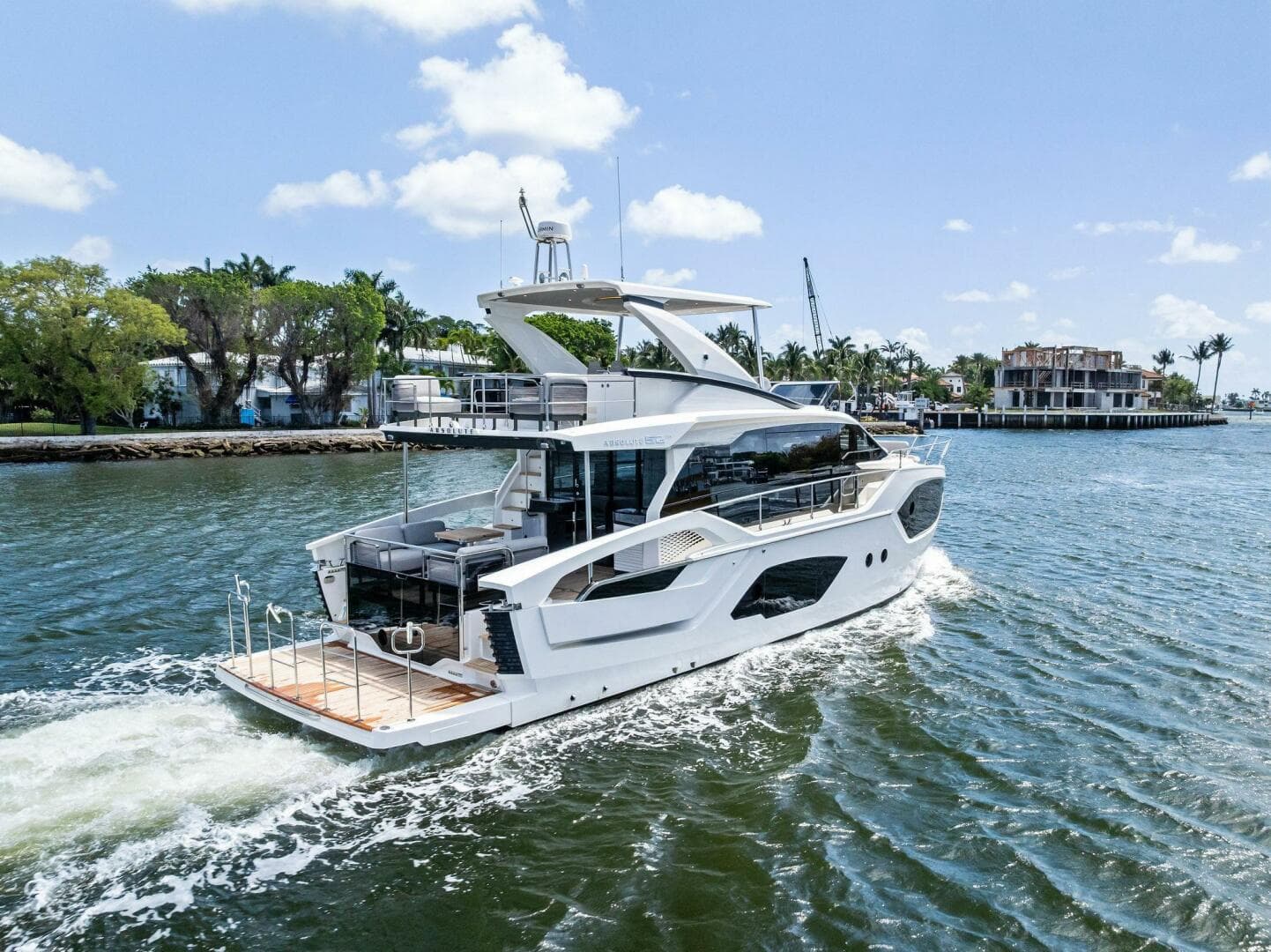 2023 Absolute 52 Fly