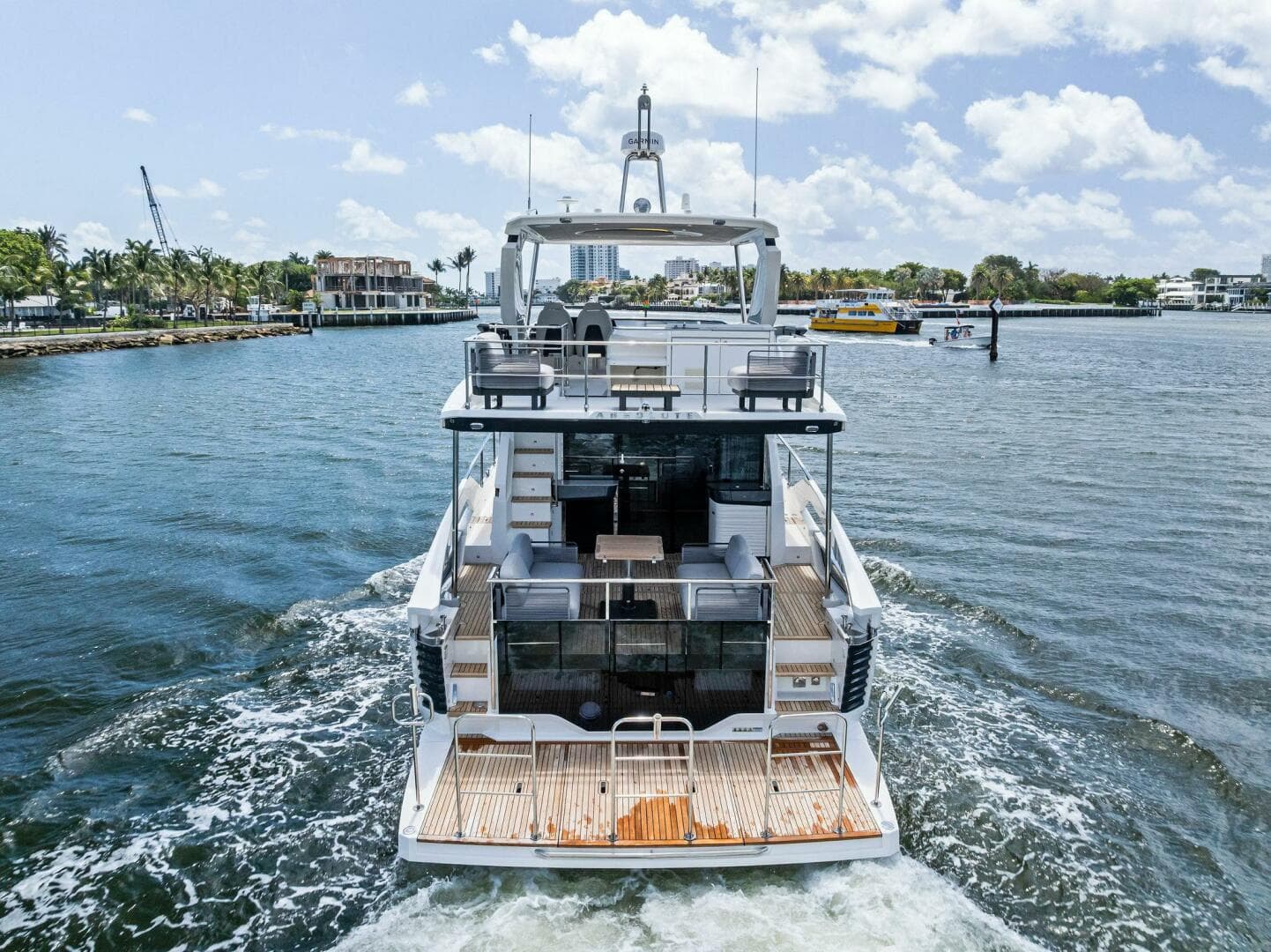 2023 Absolute 52 Fly