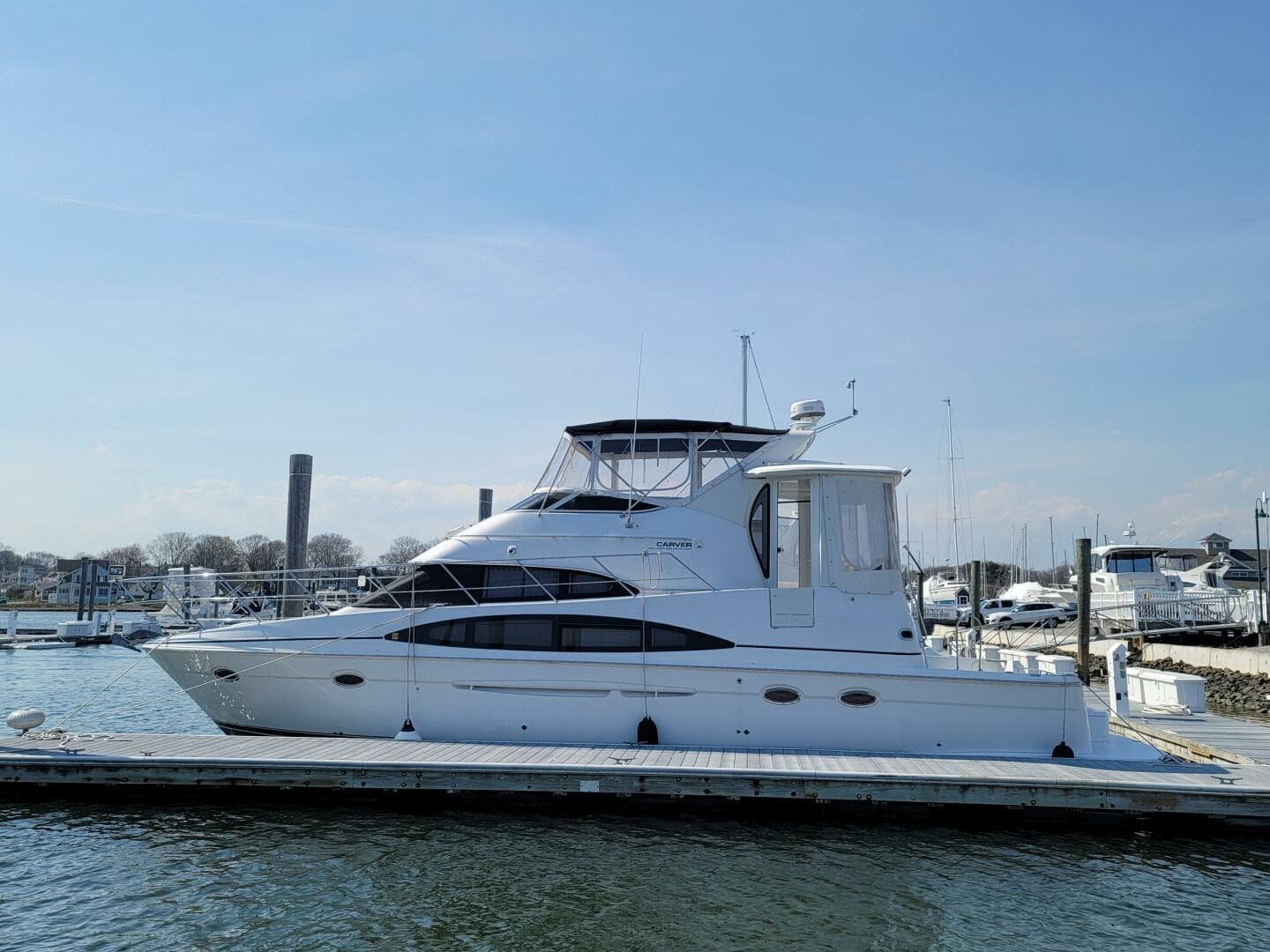 2002 Carver 444 Cockpit Motor Yacht