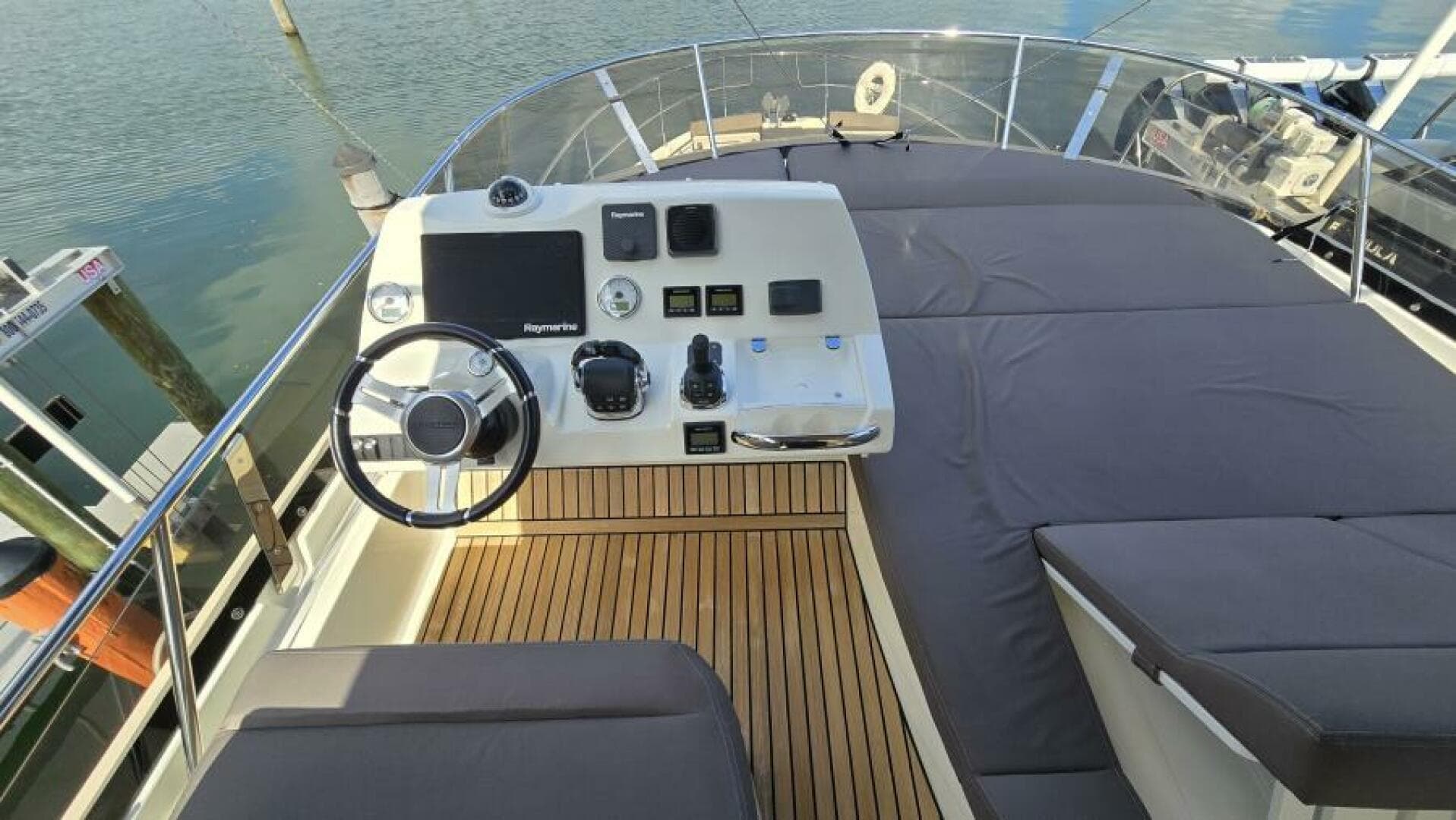 2018 Prestige 460