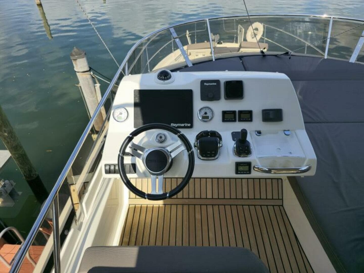2018 Prestige 460