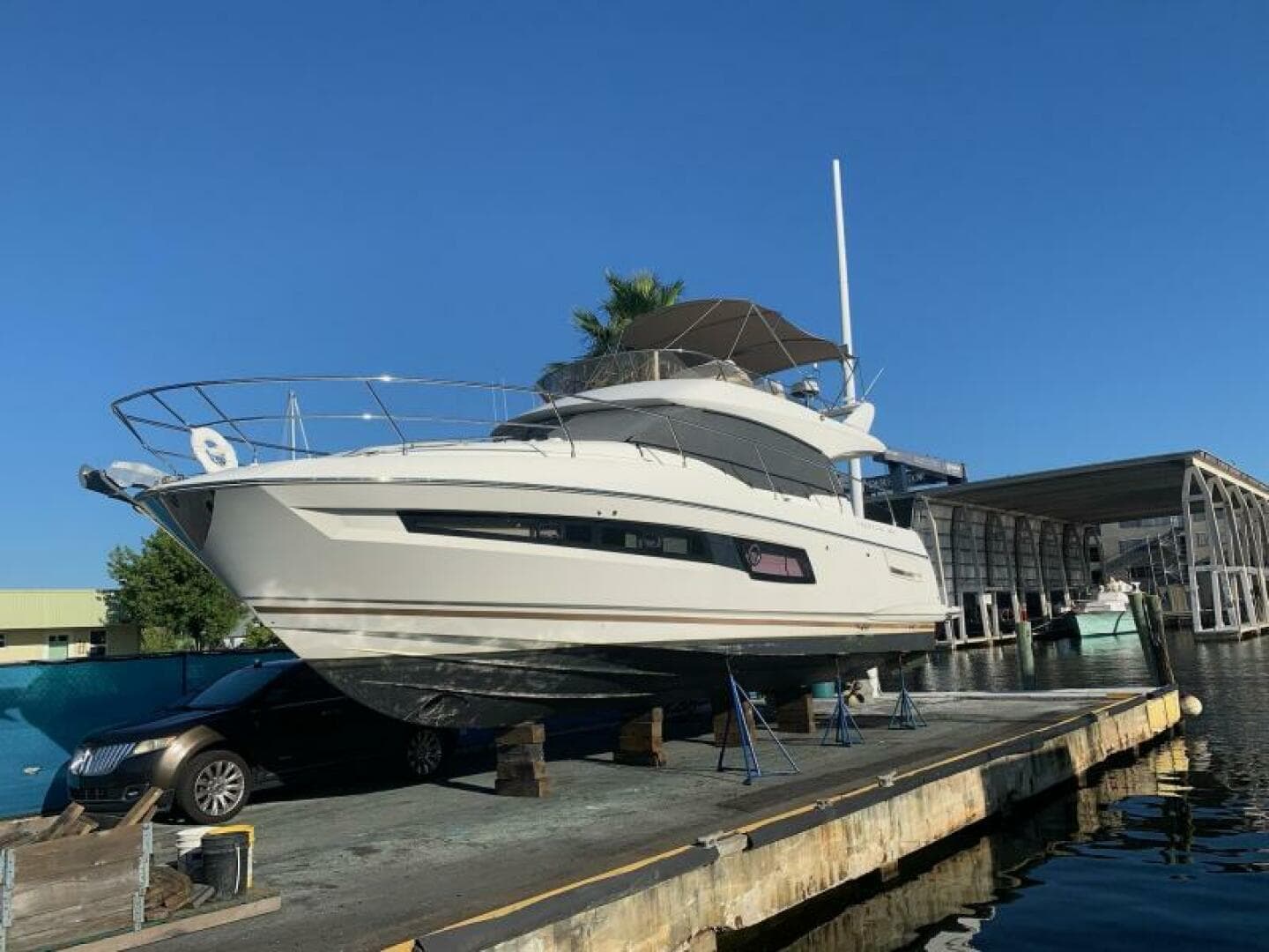 2018 Prestige 460