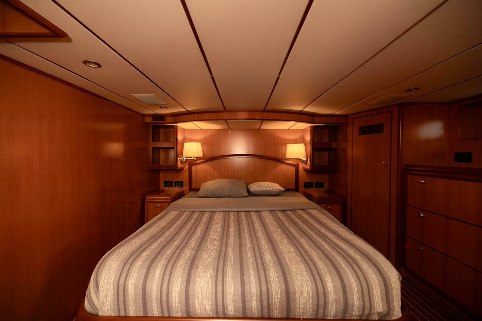 2009 Nordhavn 56 Motorsailer