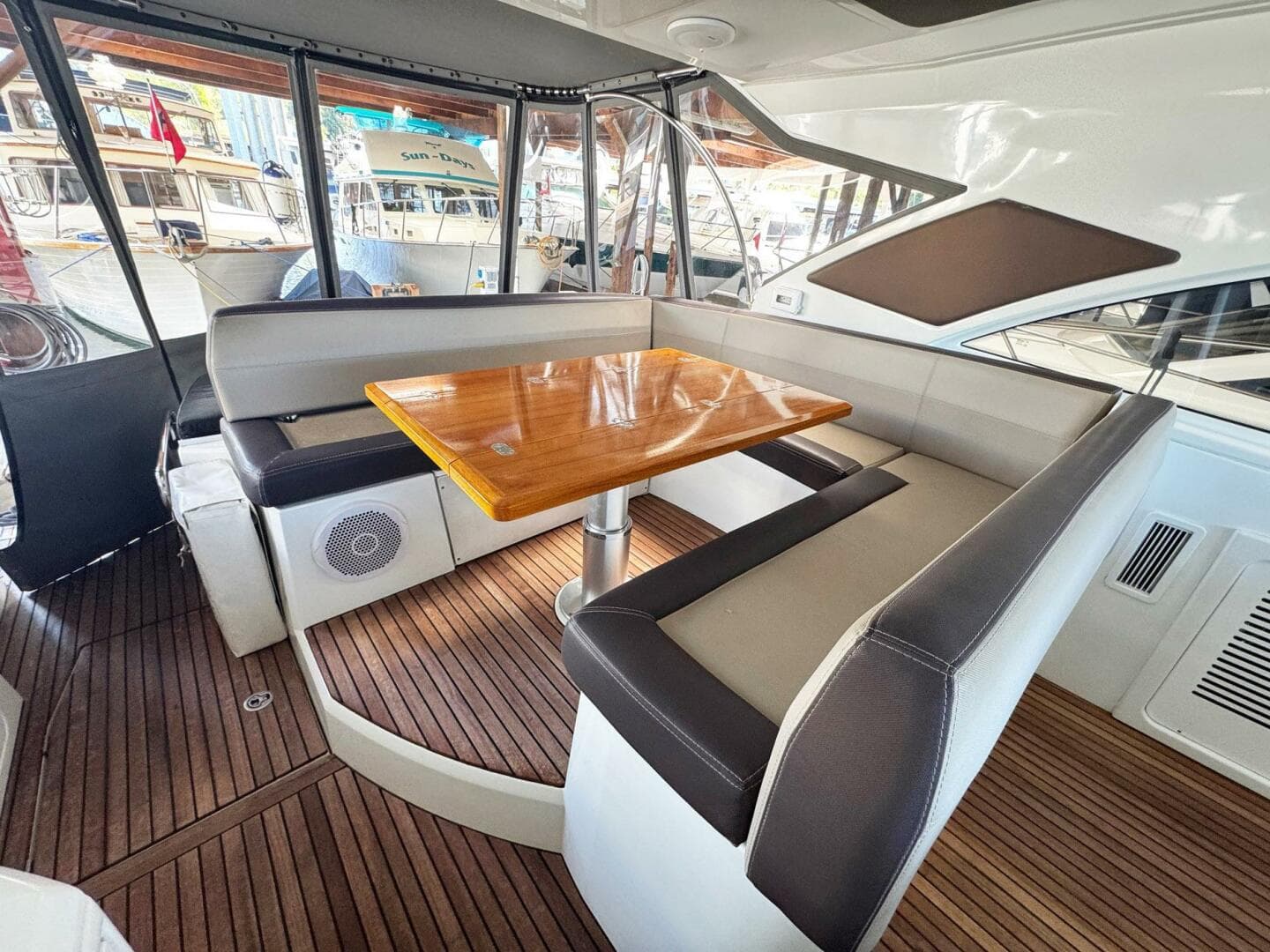 2015 Beneteau Gran Turismo 44