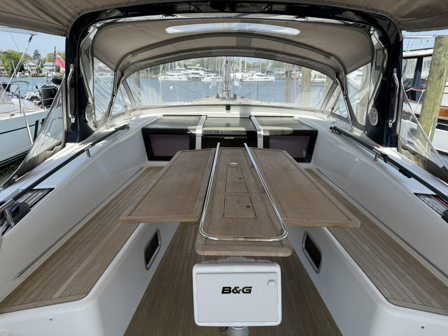 2016 Beneteau Oceanis 60