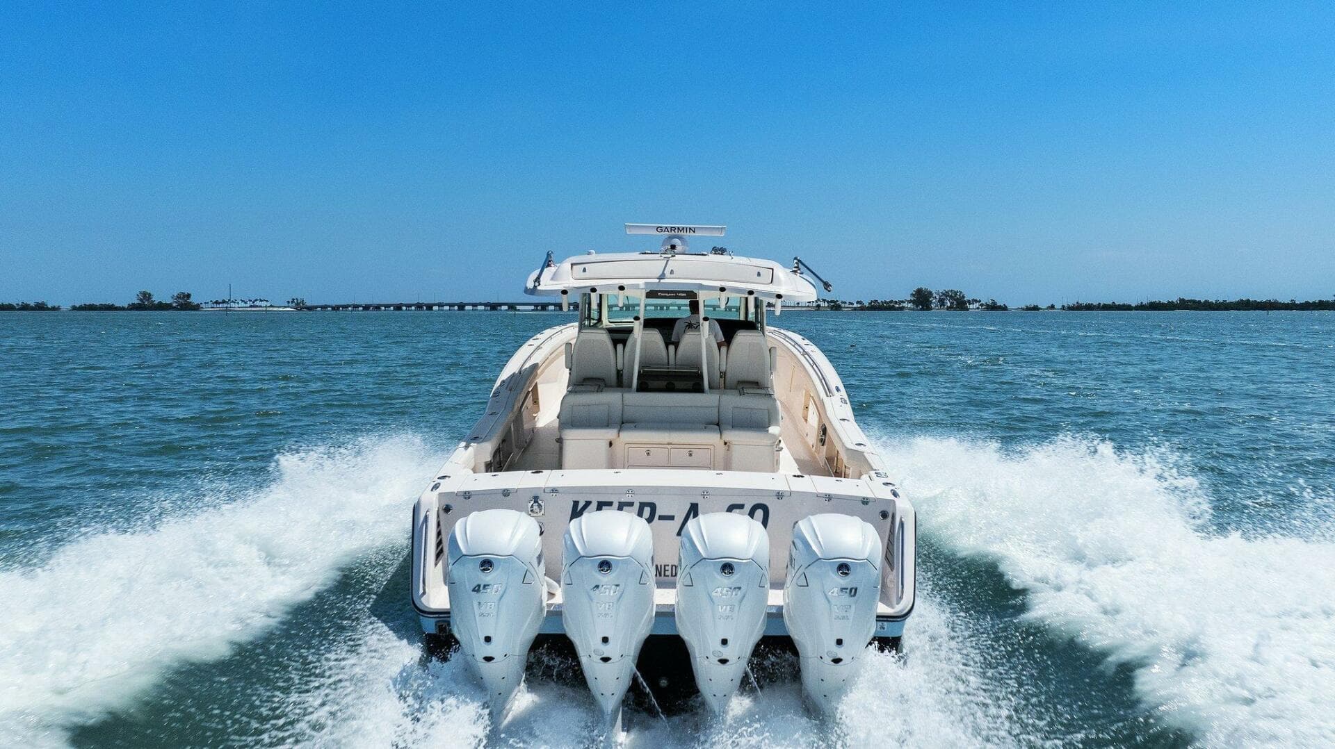 Grady White - Exterior Profile