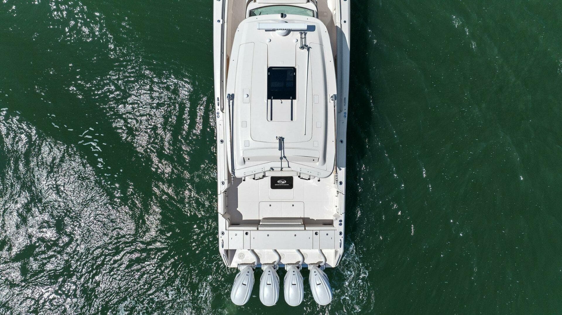 Grady White - Exterior Profile