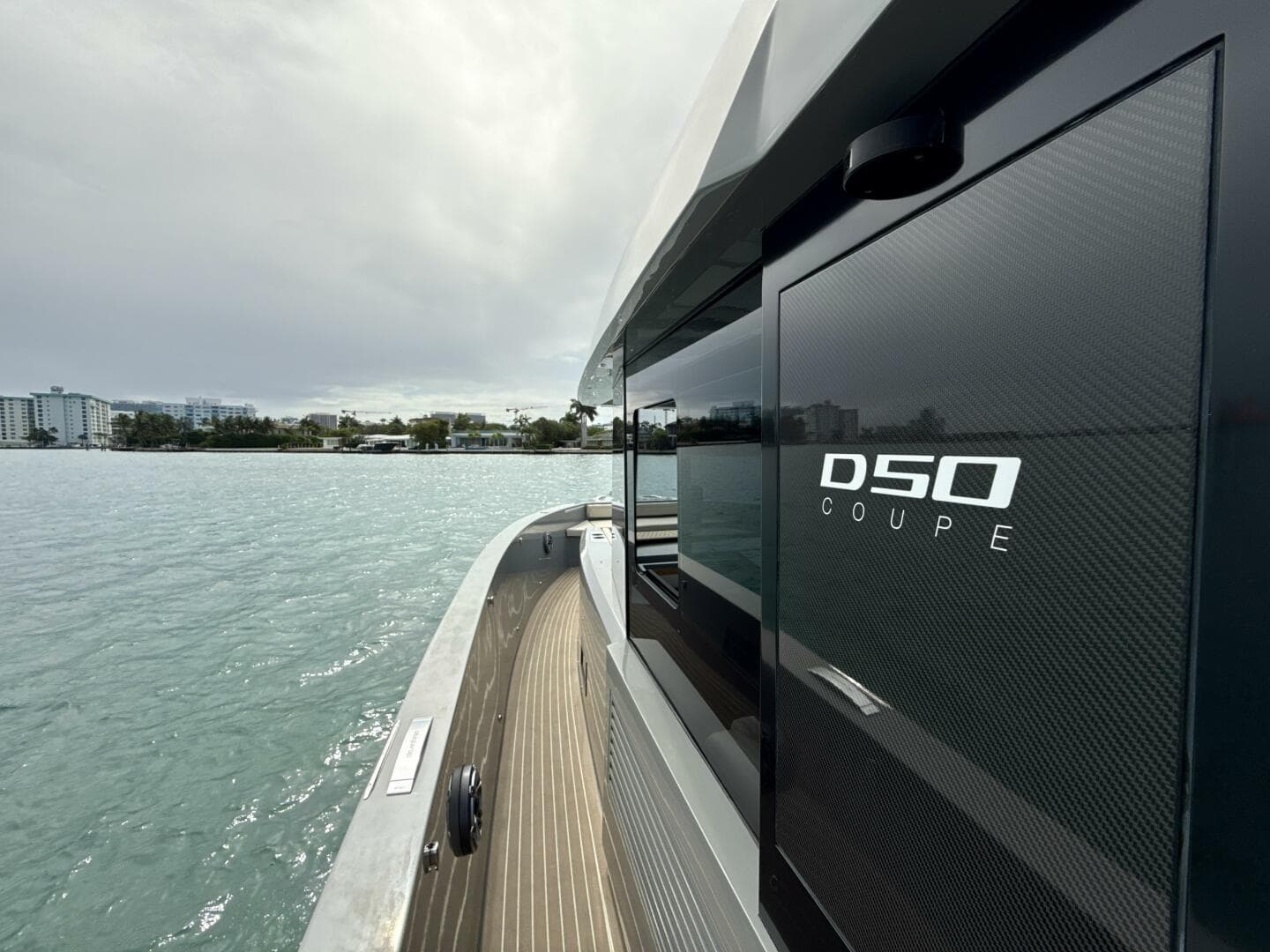 De Antonio - Walkaround