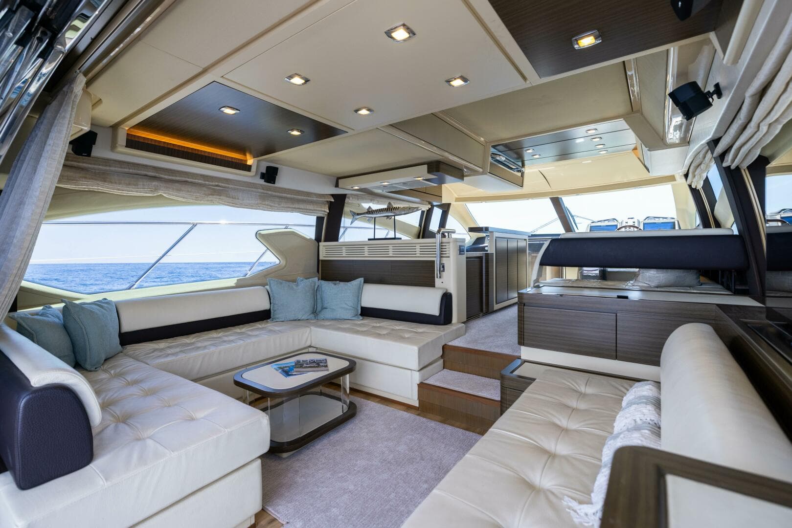 Azimut 64 A/Sea - Interior Salon