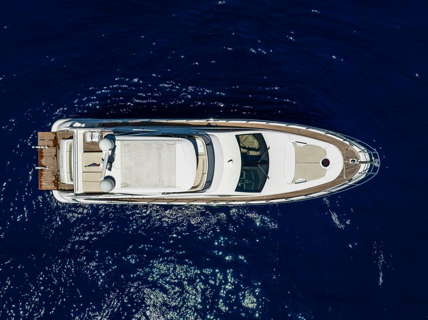 Azimut 64 A/Sea - Exterior Profile