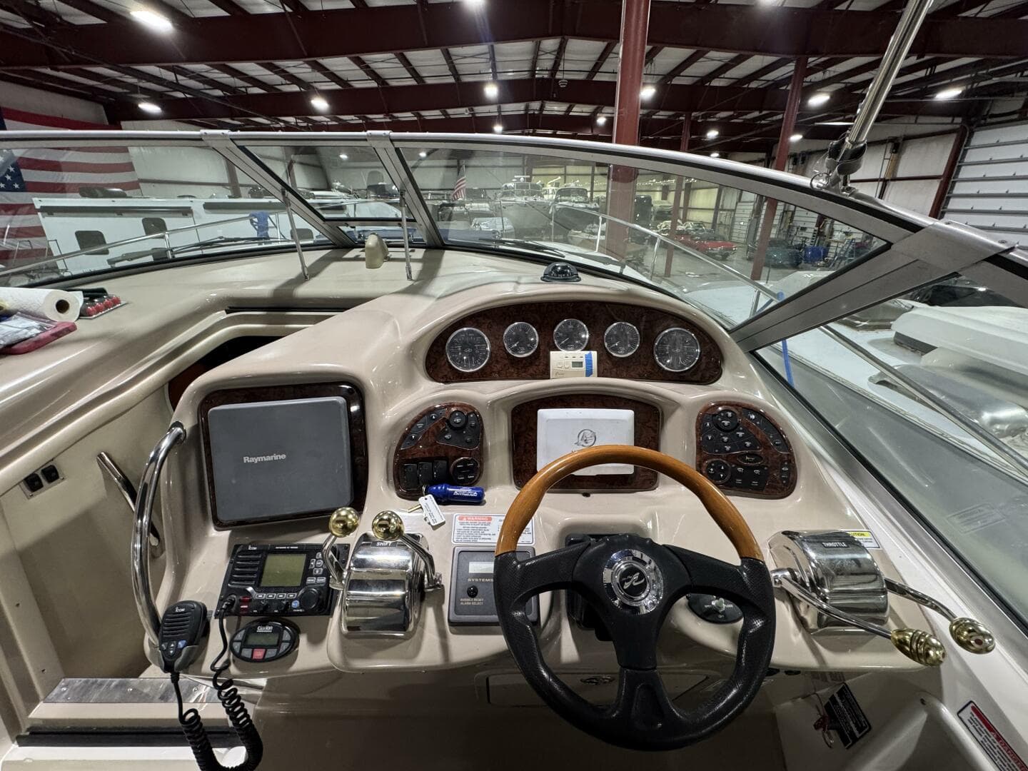 2004 Sea Ray 320 Sun Dancer