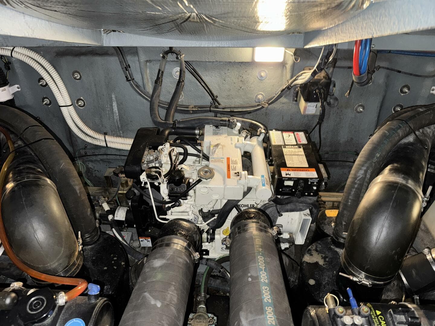 2004 Sea Ray 320 Sun Dancer