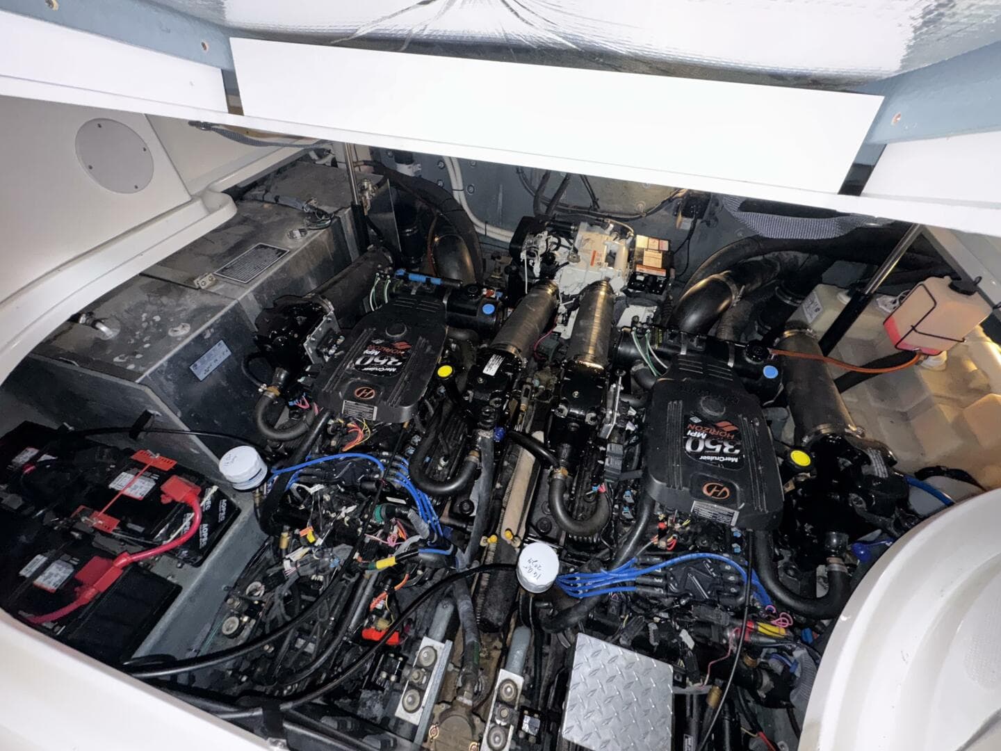 2004 Sea Ray 320 Sun Dancer